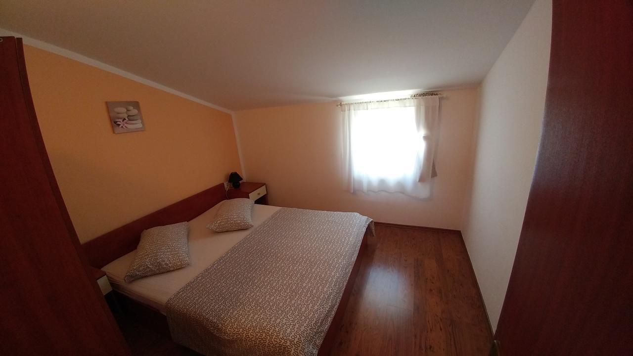Guest House Ilic Loborika Extérieur photo